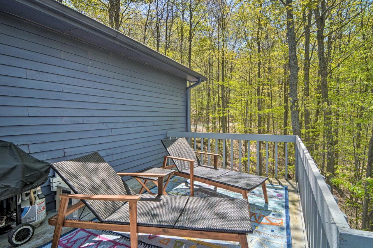 Resort-Style Harbor Springs Home With 2 Decks! Buitenkant foto