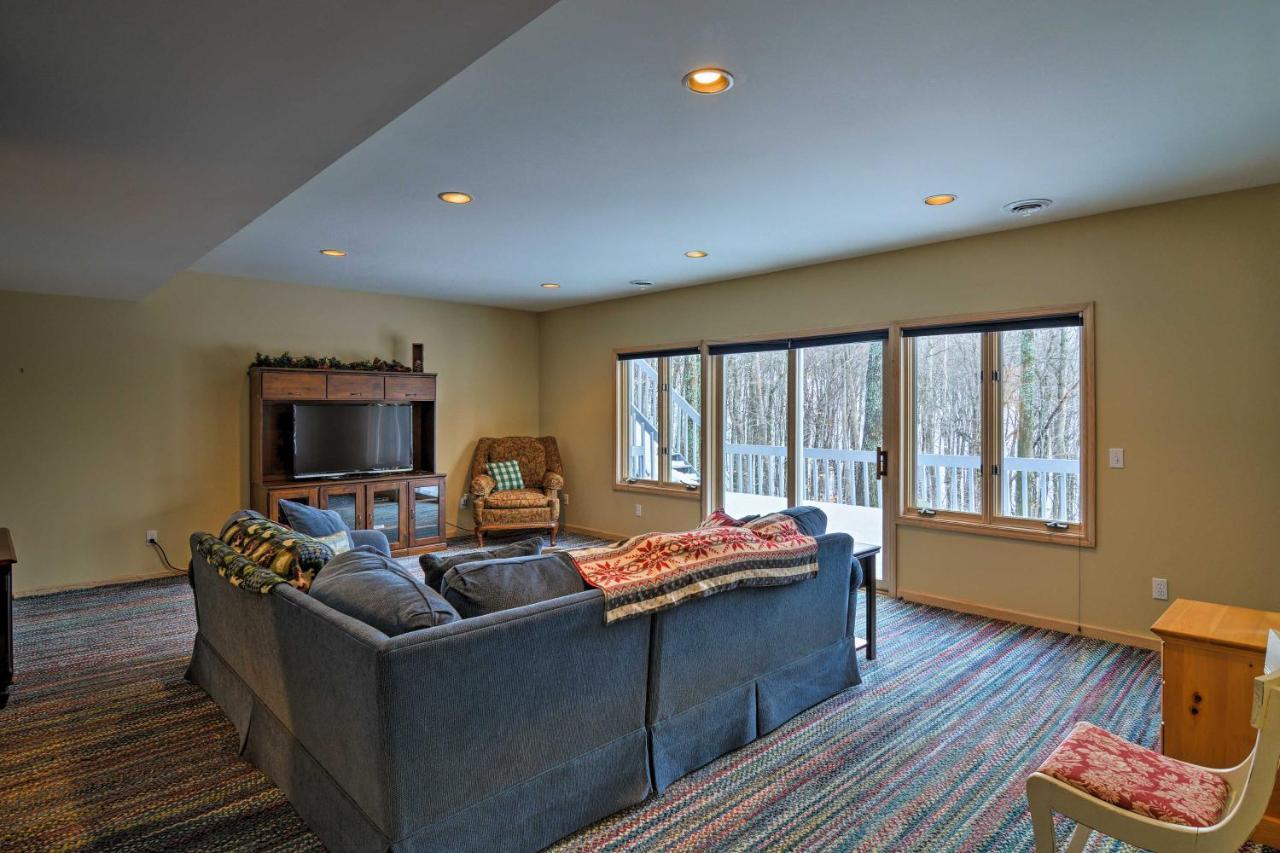 Resort-Style Harbor Springs Home With 2 Decks! Buitenkant foto